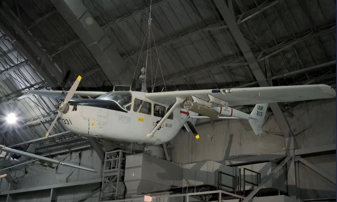 O-2 Skymaster warbird